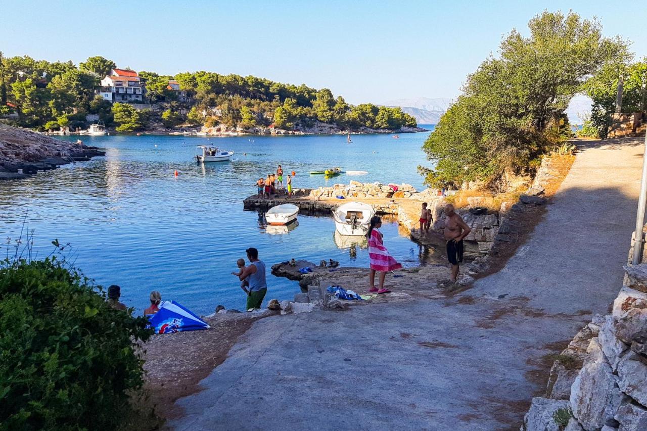 Apartments By The Sea Basina, Hvar - 542 Vrbanj Екстер'єр фото