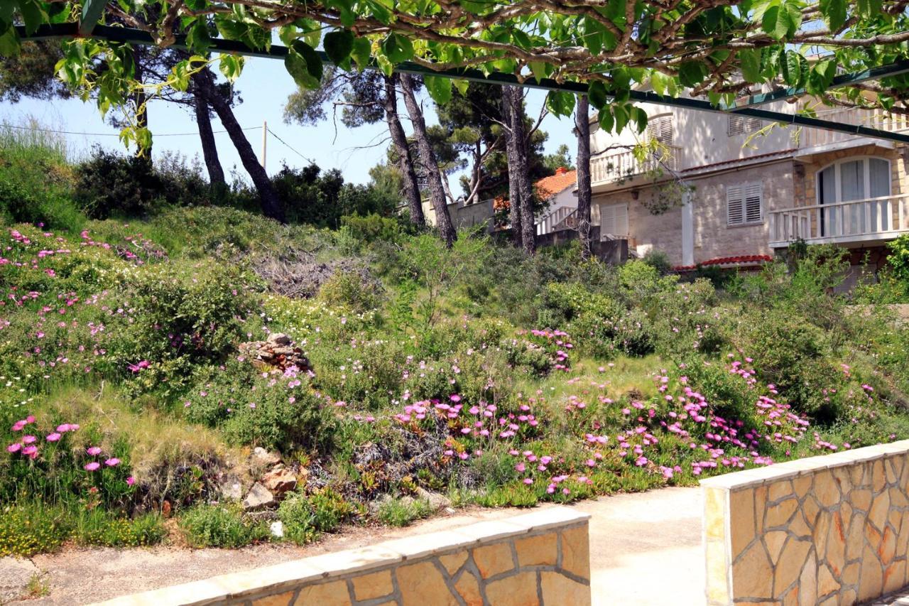 Apartments By The Sea Basina, Hvar - 542 Vrbanj Екстер'єр фото